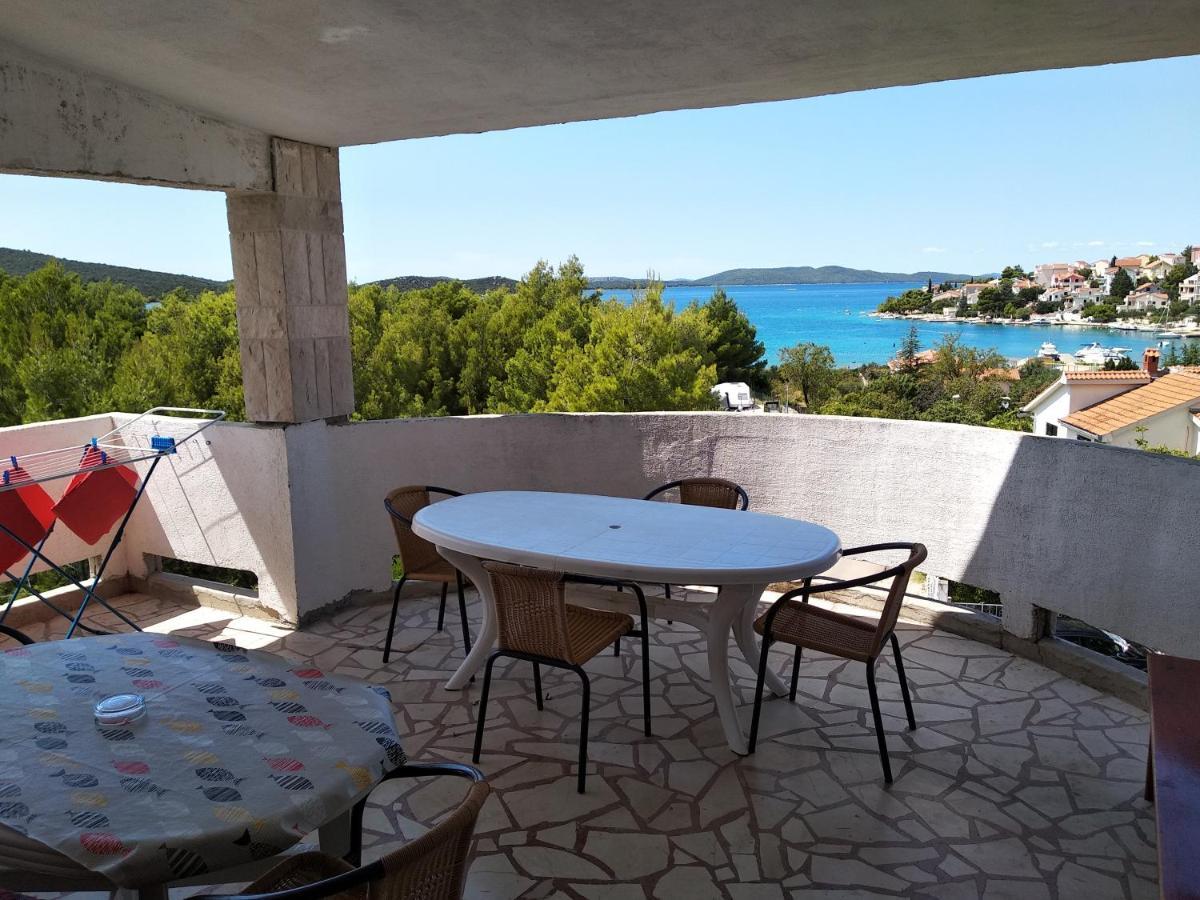 Braco Apartments By The Sea With A Sea View Žaborić Exterior foto